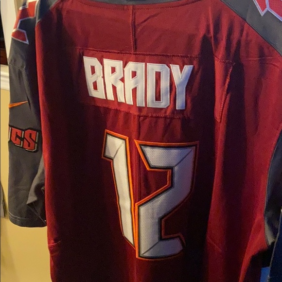 Tampa bay buccaneers Tom Brady jersey Xxl - Picture 2 of 6